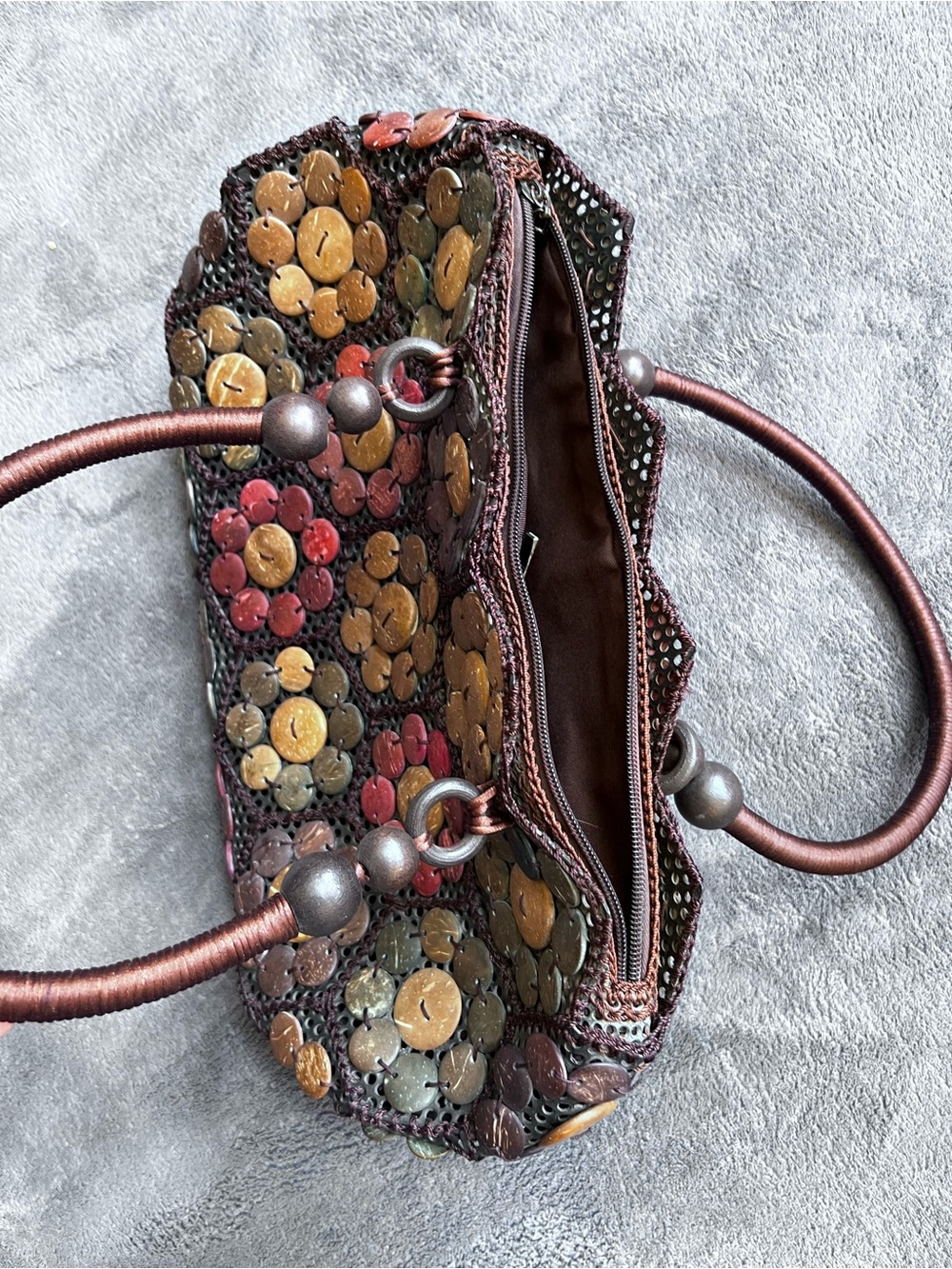 Handcrafted Multicolor Floral Button Tote Bag - Picture 3 of 3